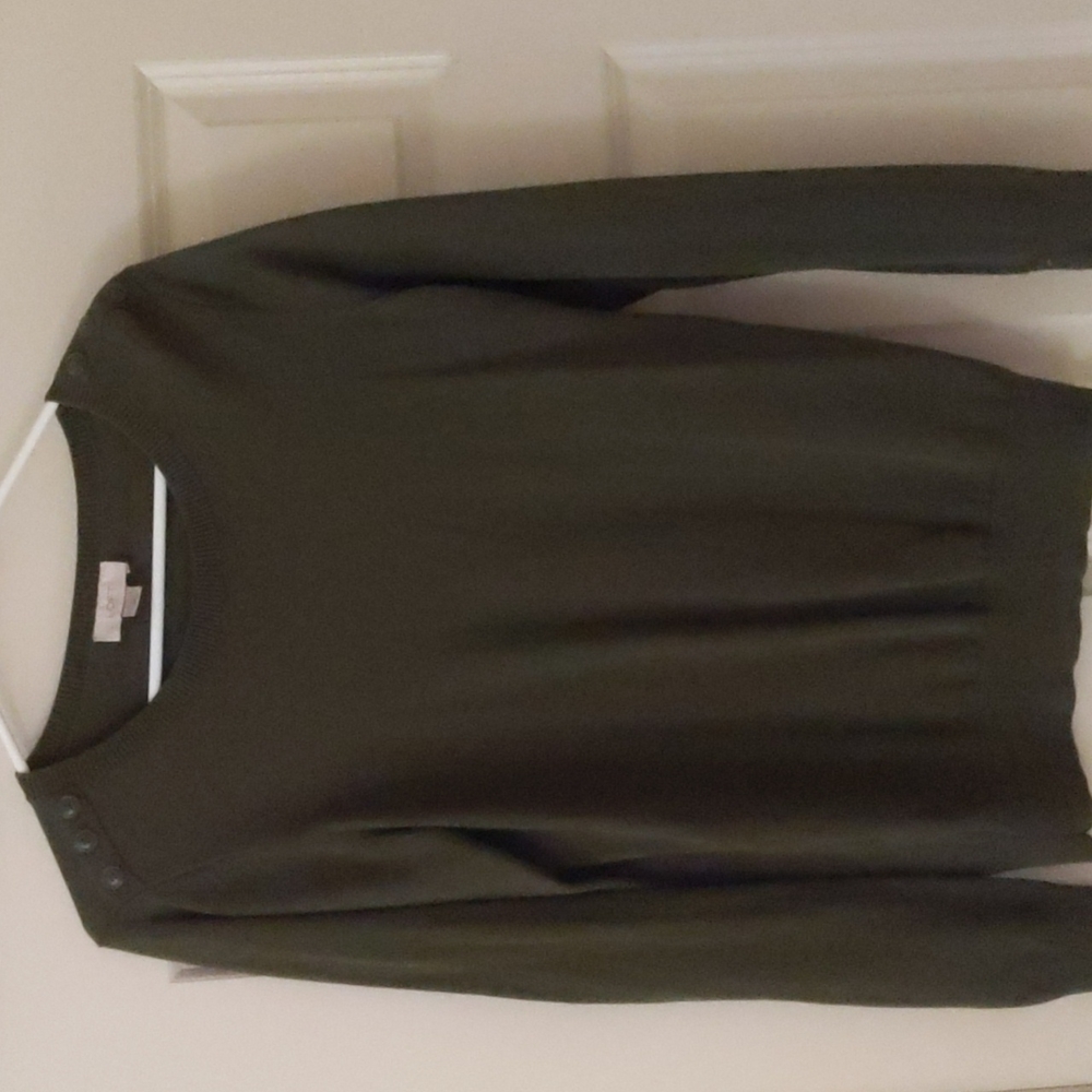 Army green loft sweater